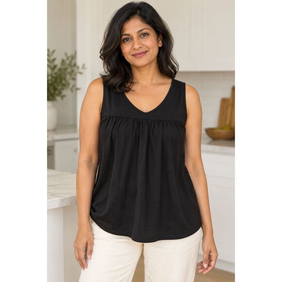 Black Sleeveless V-Neck Top