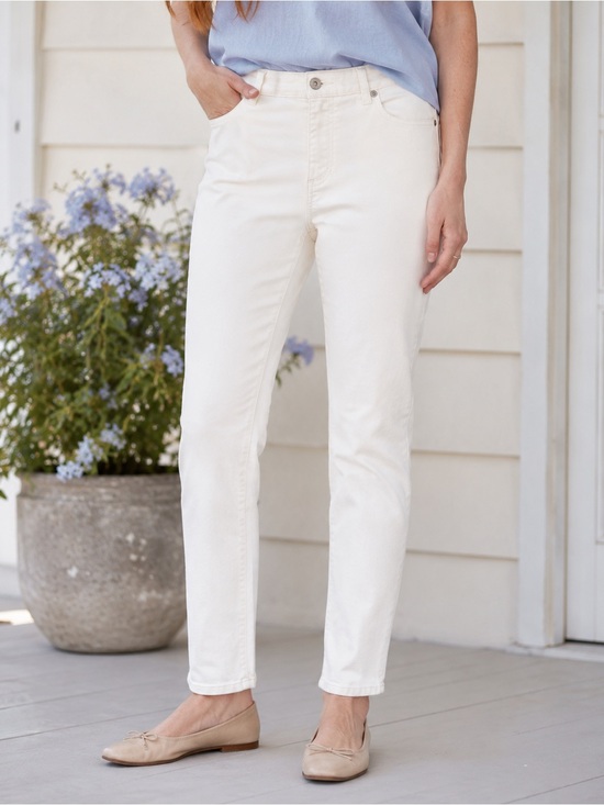 Chico's Ultimate Fit Slim Leg Cream Ankle Straight Jeans