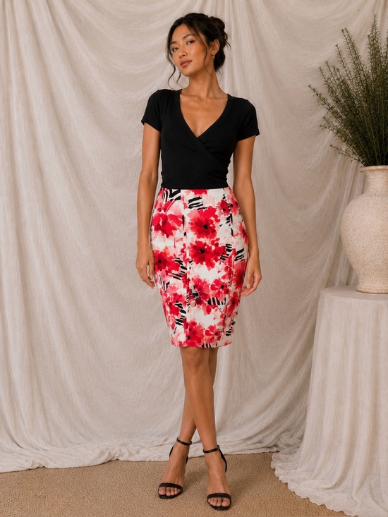 White House Black Market Coral Floral Pencil Skirt