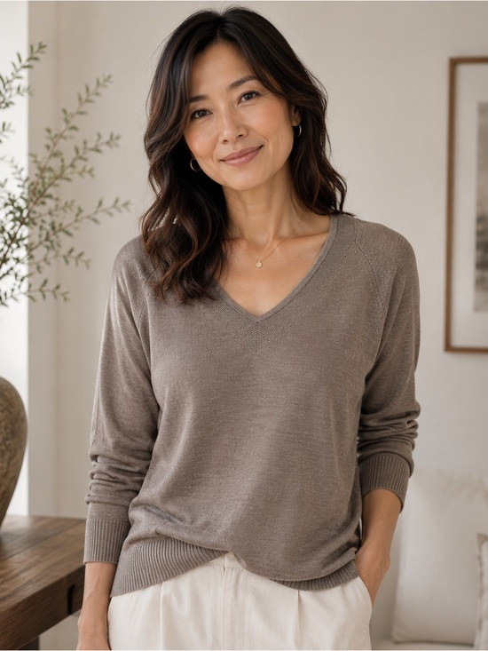 Market & Spruce V-Neck Sweater in Olive