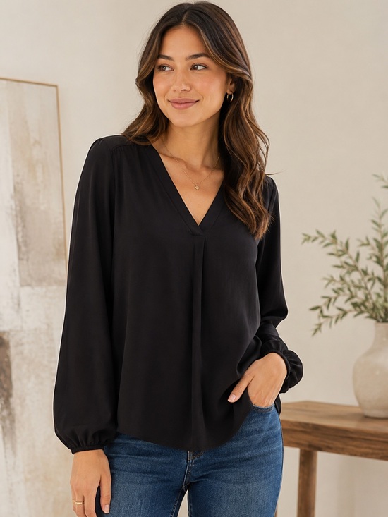 Vince Camuto Black V-Neck Long Sleeve Pleated Front Blouse