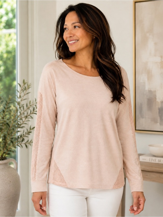 Chico's Women's Sweatshirt in Pale Pink