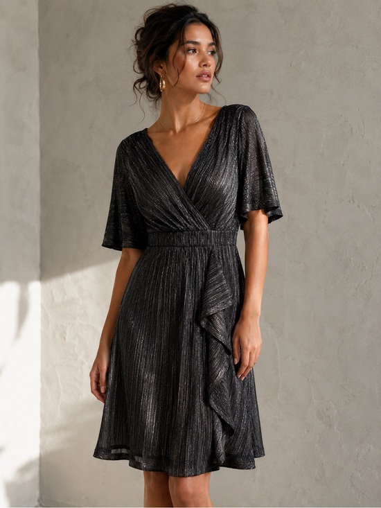 Donna Ricco Shimmering Black Mini Dress